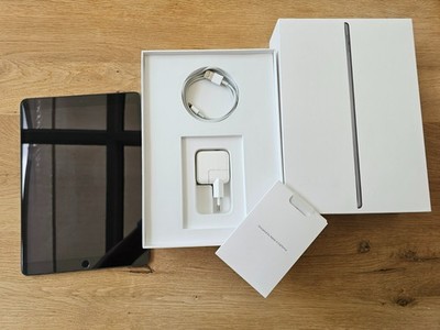 iPad Air 3 Generation / 64GB Wi-FI + Cellular / LTE SIM * TOP * mit 3 Hüllen