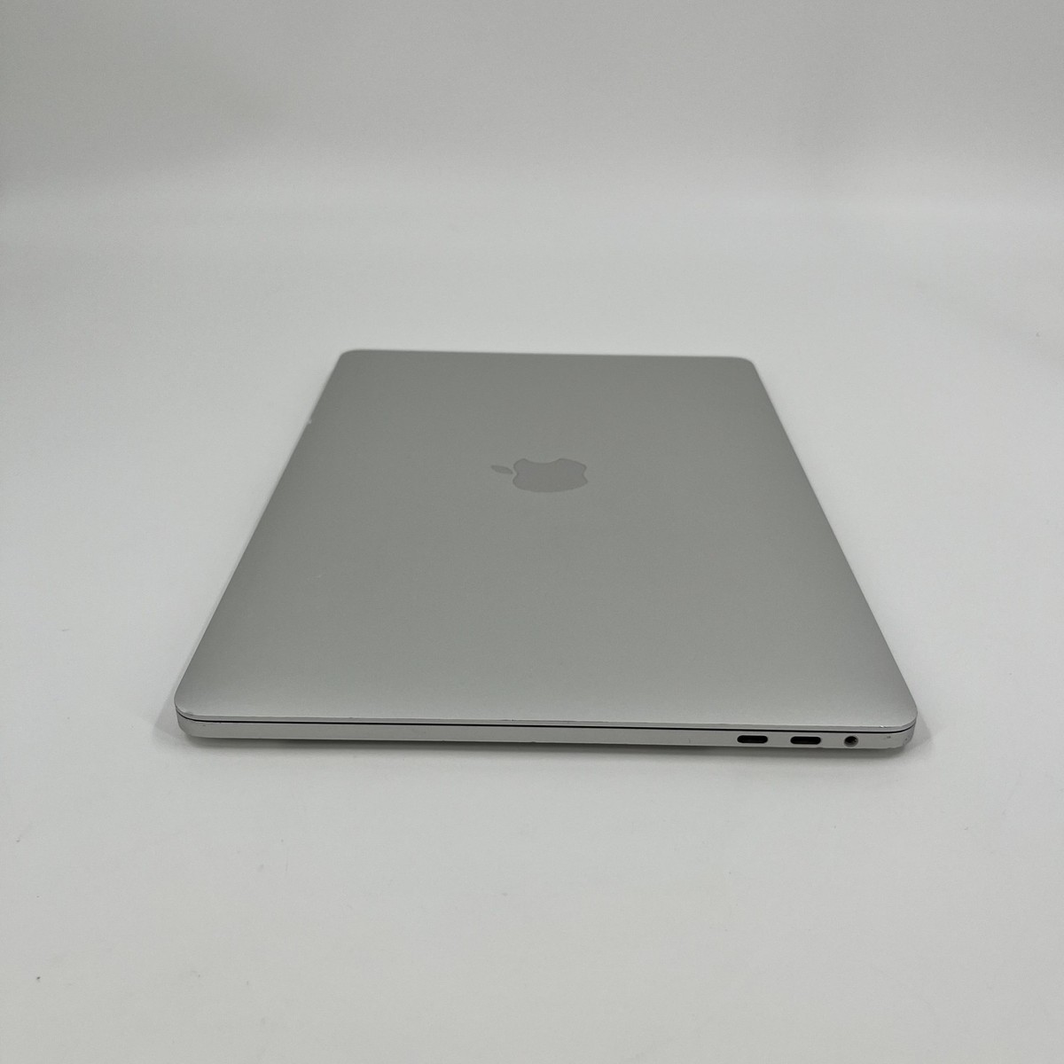 MacBook Pro 13 Touch Bar Silver Late 2016 3.1 GHz Intel Core i5