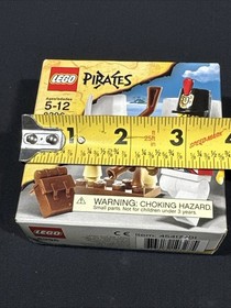 Lego Soldier's Arsenal 8396 Pirates Minifigure Building Set