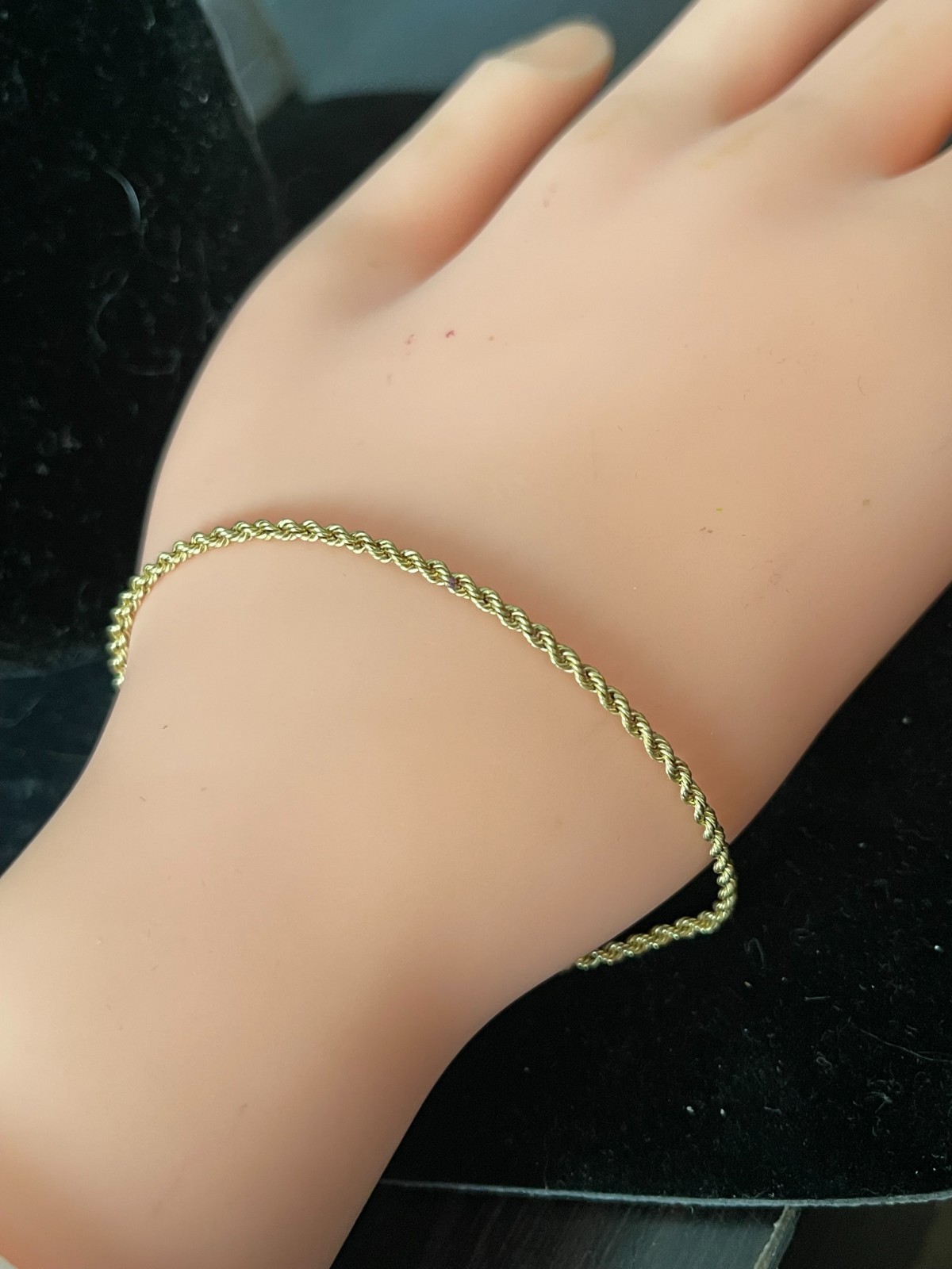 10K Solid Yellow Gold Necklace - image 3