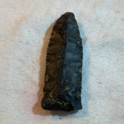 Knapped Stone Arrowhead / Projectile Point Artifact Black Stone - Approx 2 in