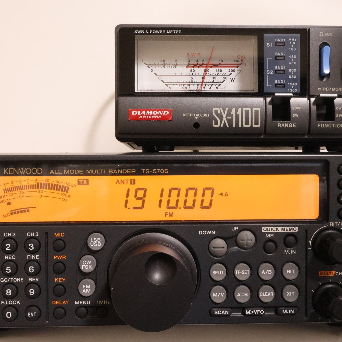 Kenwood TS570S Transceiver Hf/ 6m All Mode Ham Radio for sale