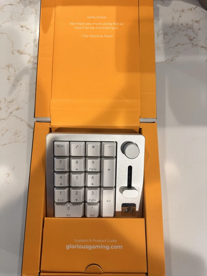 Glorious Numpad Ergonomic Keyboard accessory - Image 2 of 3