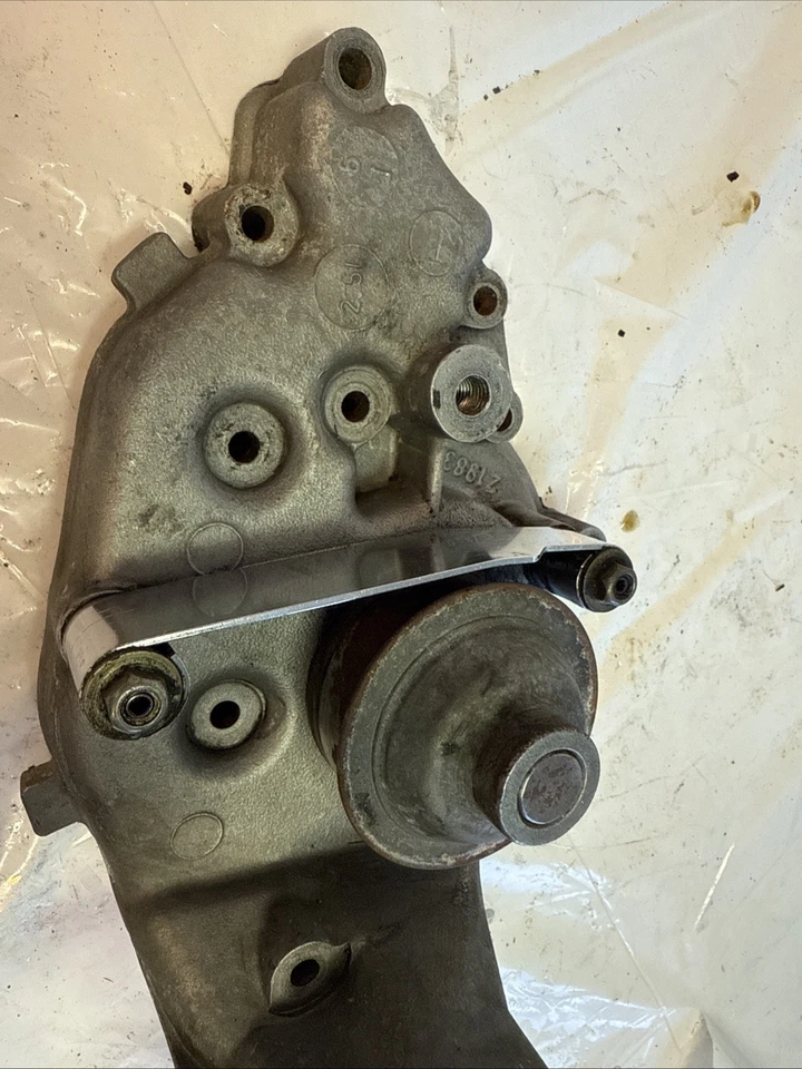 Porsche 944 1985 motor bomba de agua Foto 2 de 4