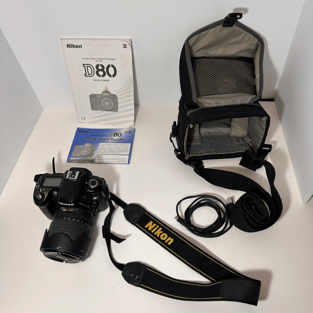 Nikon D80 DSLR Camera DX 18-135mm Lens