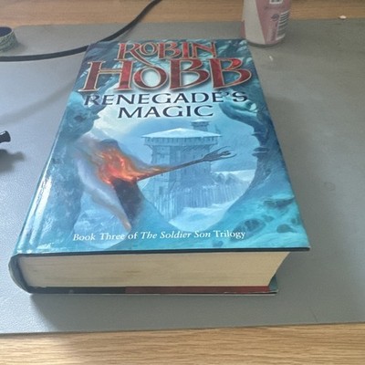 Robin Hobb, RENEGADE'S MAGIC Book 3. Voyager, 2007. 1st Edition Hardback