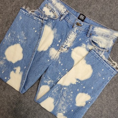 BDG Jeans Mens 31x32 Blue Bleach Splatter Raw Hem Cropped Straight Leg Y2K