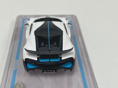 【超希少】Error 404 Bugatti Divo 1/64 299台限定 1/64 404 Error Bugatti Divo in Matte Grey Presentation Version 299