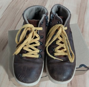clarks boys brown boots