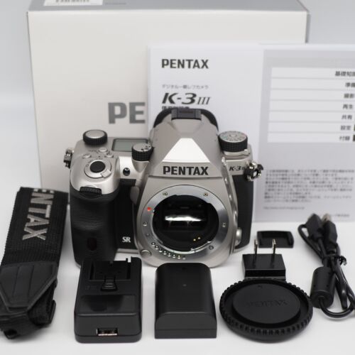PENTAX K-3 Mark III 25.7MP DSLR Camera Body [ Top Mint ] [ 1809 shots ] - Foto 1 di 9