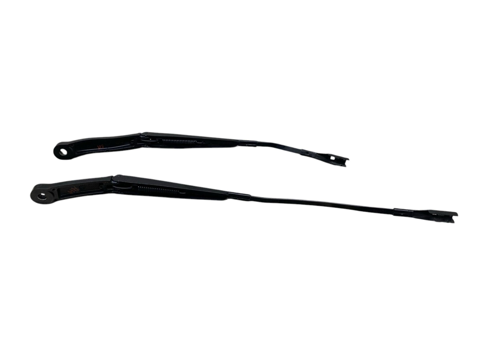 2016 - 2020 BENTLEY BENTAYGA OEM FRONT LEFT AND RIGHT WINDSHIELD WIPER ARM SET