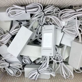 Nintendo Wii Console remote Nunchuck sensor nunchuck wheel zapper classic pro AC