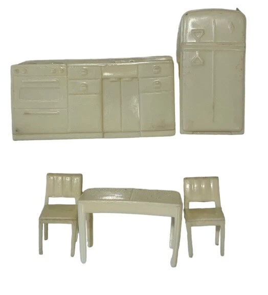 Vintage Lot of 1950's 1960's Plastic Doll House Furniture ,Kitchen, Marx - Image 2 of 2
