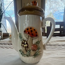 Merry Mushroom Coffee Pot Japan 8327 Glossy Pottery 9" Tall 4" Diameter
