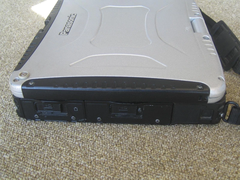 PANASONIC TOUGHBOOK CF-19 XP Core Duo 1.06GHZ-80GB **3GB RAM** OHNE TOUCH - Bild 3 von 4