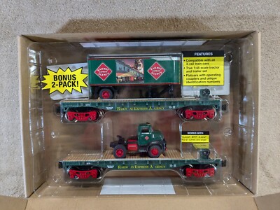 MENARDS O GAUGE Pennsylvania FLATCARS SET Tractor & Trailer 275-9051