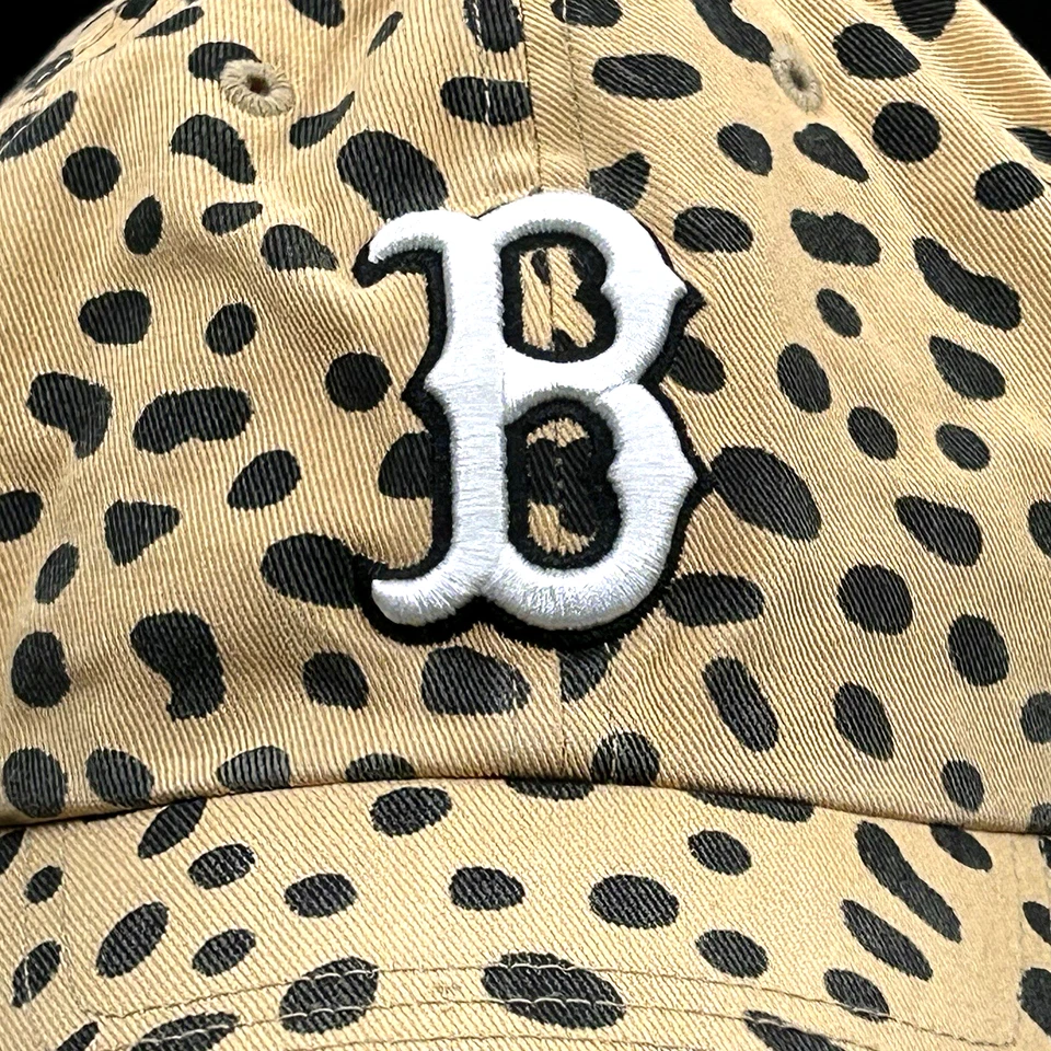 Sombrero para mujer Boston Red Sox estampado de guepardo '47 adulto algodón con tirantes MLB usado Foto 2 de 4