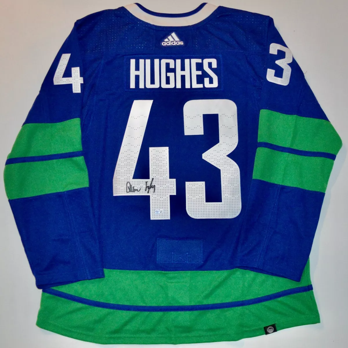 Hughes canucks jersey