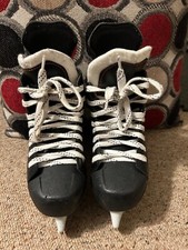 CCM JETSPEED FT 440 YOUTH 13 HOCKEY SKATES