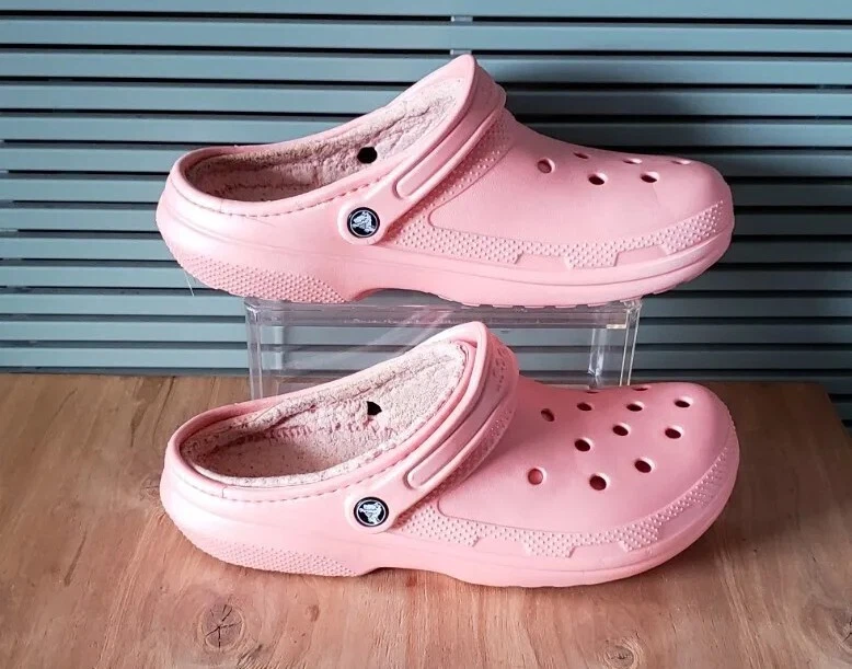 Crocs Classic Pink Lemonade Fur Lined Clogs Woman s Size 11 Men s 9