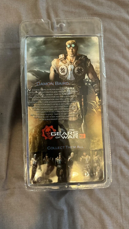 Damon Baird - Gears of War 3 -7" pulgadas Articulación de 30+ puntos (lancer retro dorado) Foto 2 de 2