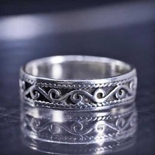 size 5.5, vintage Sterling silver handmade ring, 925 wavy pattern embossed band