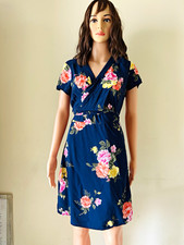 Old Navy Women's Wrap Dress M Navy Floral V-Neck Short Sleeve Tie Knee