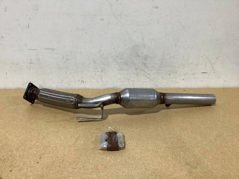JT Exhaust Catalytic Converter Chrysler Town & Country Dodge Grand Caravan 08-10 - Image 2 of 4