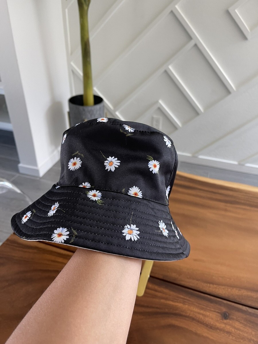 Alice + Olivia By Stacey Bendet Reversible Daisy Print  display picture 1