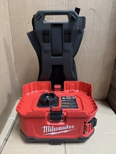 Milwaukee M18 Switch Tank 4-Gallon Backpack Sprayer - Red (2820-20PS)
