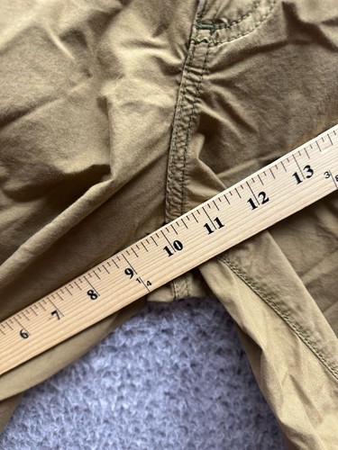Napapijri Khaki Noto Bermuda Cargo Shorts Lightweight Mens Size 36 - Picture 8 of 12