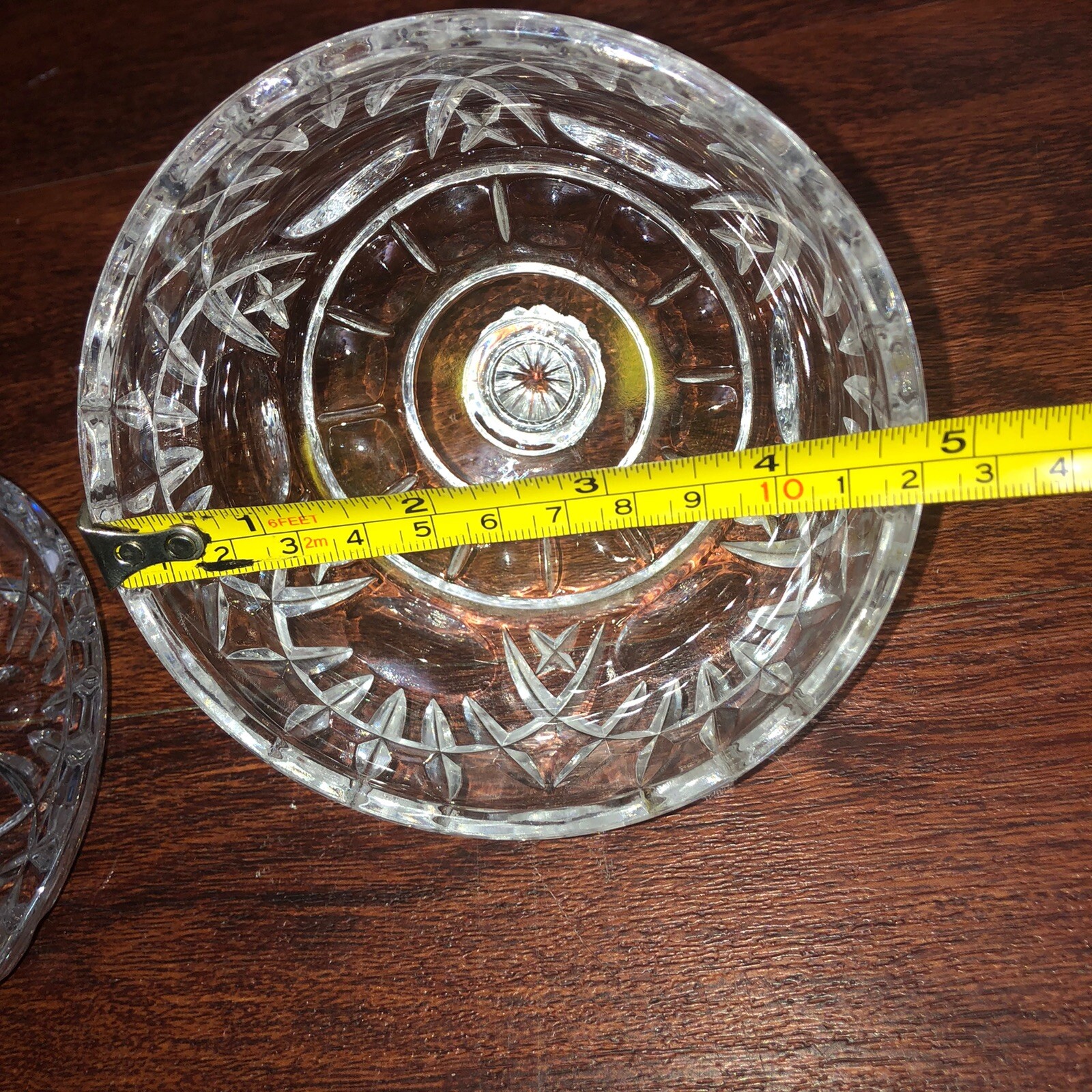 BOMBAY CRYSTAL CUT GLASS CANDY DISH w/ STARBURST PATTERN LID (55/8" x