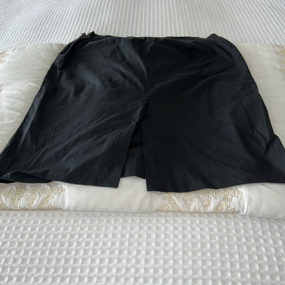 Women’s Black Skirt By MIU MIU. In Light Poplin. With Slit In The Back. Size 46. - Image 2 of 2