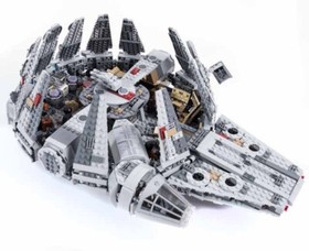 New Retired LEGO 75105 STAR WARS The Force Awakens Millennium Falcon 2015 B