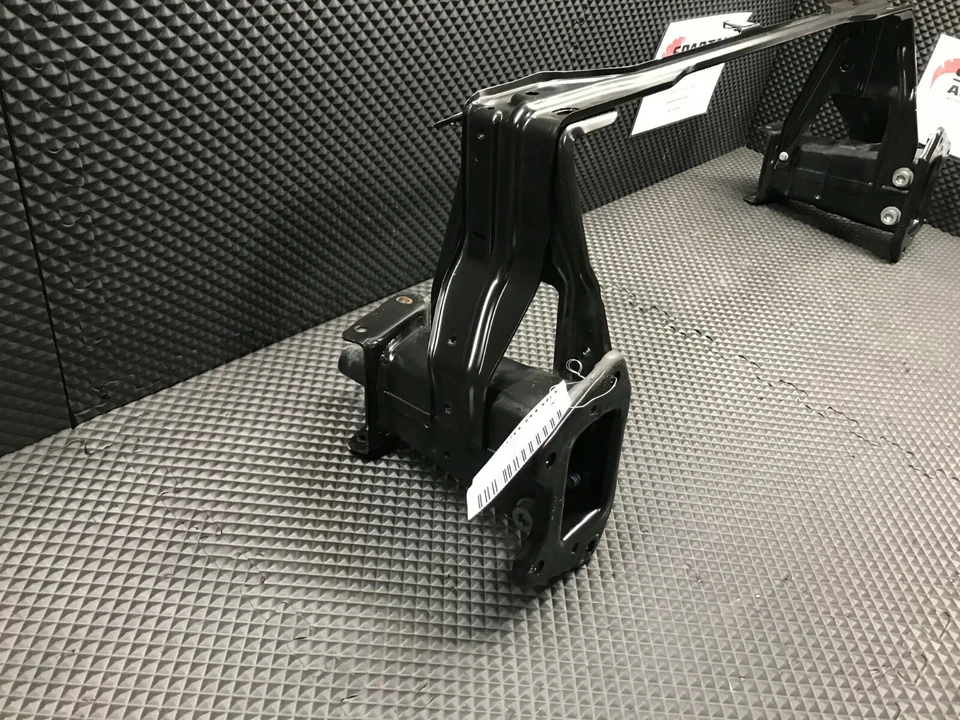 Mercedes Benz S550 W221 2007-2013 marco central de soporte de radiador inferior OEM  Foto 2 de 4