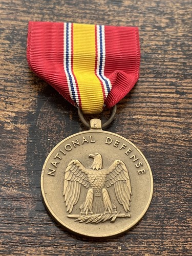 Original US Armed Forces National Defense Service medal Full size Collectible