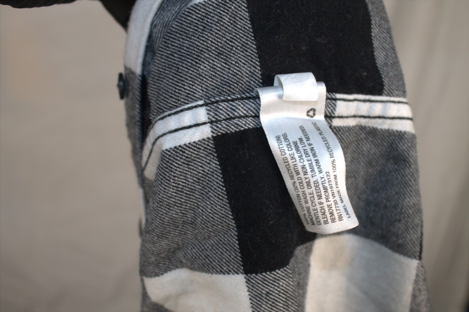 Universal Thread Black/ivory checked button down … - image 3