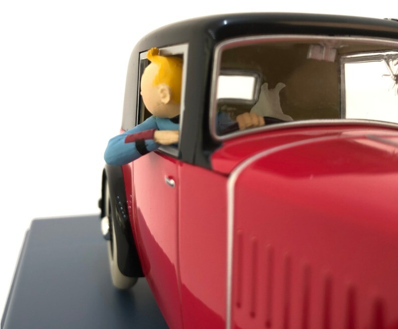 HERGE TINTIN THE ROSENGART #16 LR2 Car Figure 1/24 Authentic Goods
