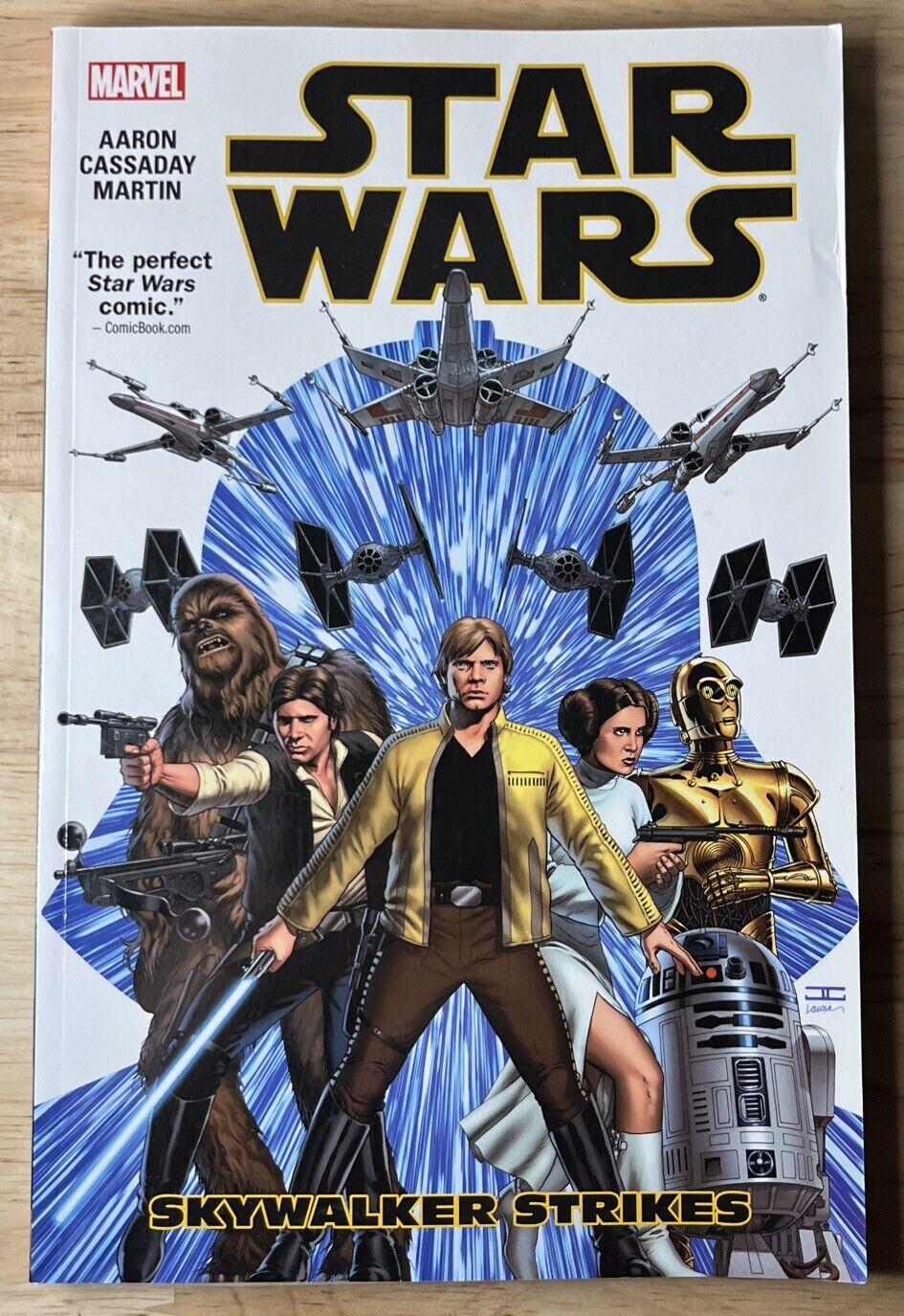 Star Wars Vol. 1 : Skywalker Strikes by Jason Aaron Graphic Novel