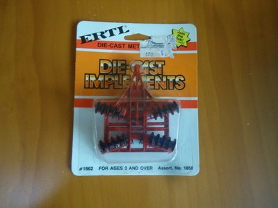 ERTL 1/64 Scale Wing Disc Farm Equipment Implement 1858