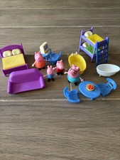 Peppa Pig Family Of Four With House Accessori...