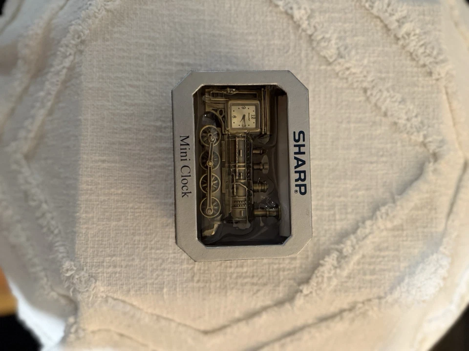 Reloj Tren SHARP NUNCA Abierto - NUNCA Usado Movimiento Japón Foto 3 de 4