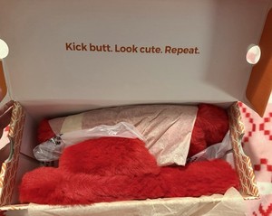 NIB Fabletics Women's US Size 8 ELECTRIC CHERRY RED Slip-On Fur Slipper—$40Ret
