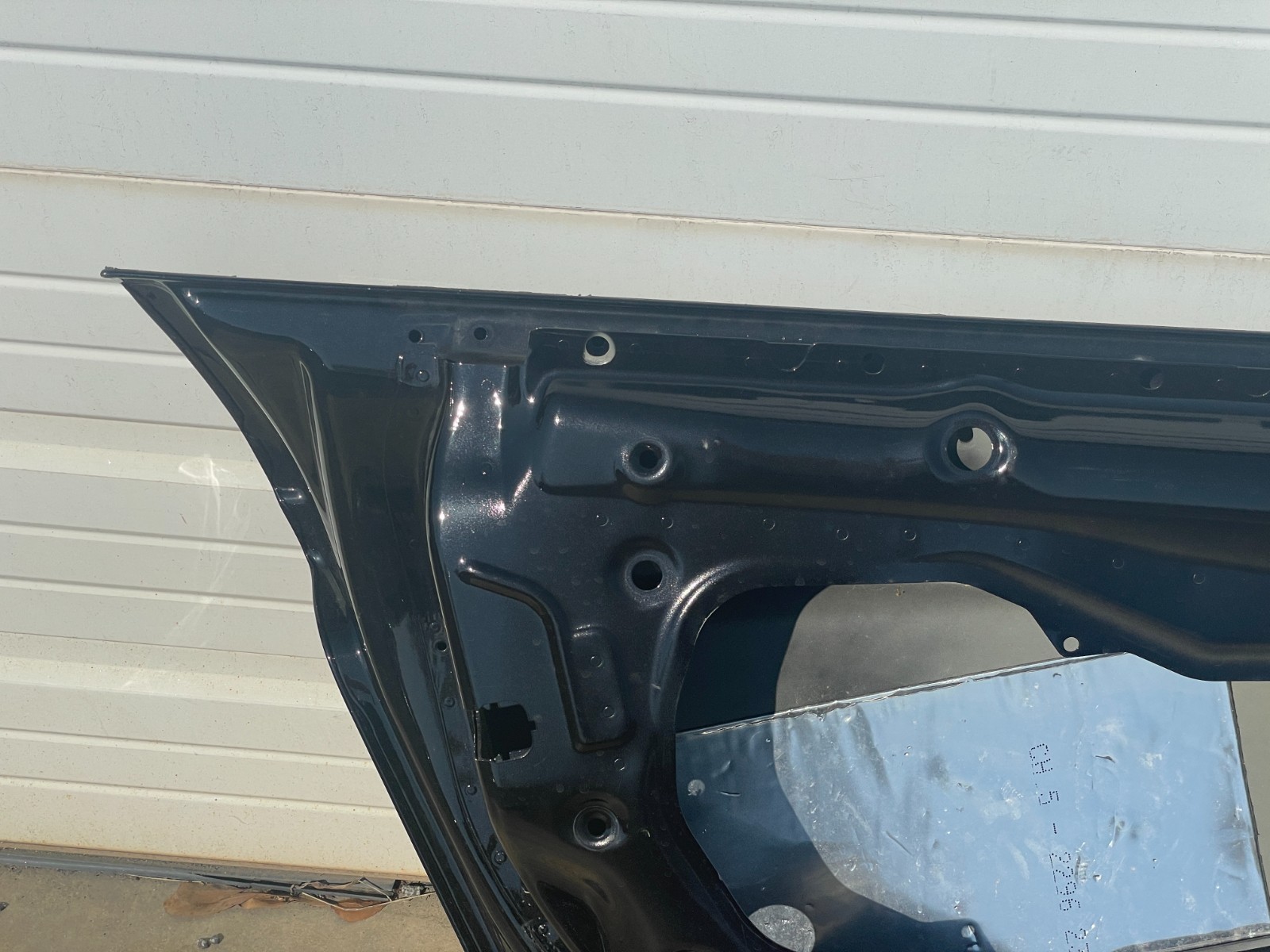 Nice! 2008-2015 Audi R8 Coupe Left Driver LH Side Door Shell OEM (#420831311)