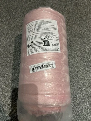 Temu Fluffy Baby Pink Faux Fur Bed Throw Blanket 200 x 230cm New In Packaging - Image 1 of 4