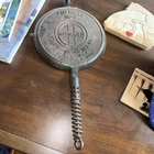 Griswold Cast Iron Waffle Iron American No. 8 886 No Base Vintage Antique 886A