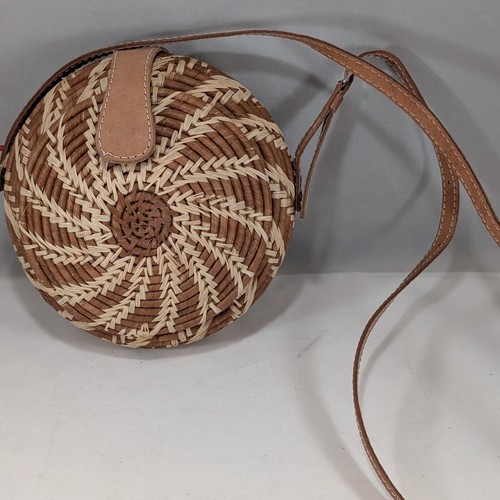 Woven Straw Circle Crossbody Bag Round Purse Boho Chic Adjustable Strap