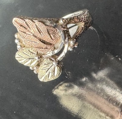Vintage 925 Sterlingsilber & 10K Gold Black Hills Gold Stil Blatt Ring Gr. 5,75