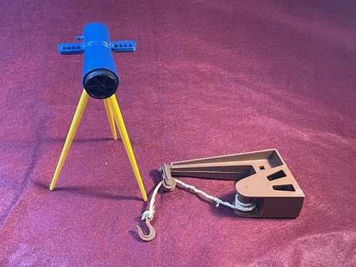 Vintage G.I. Joe Adventure Team Mineshaft Breakout Accessories