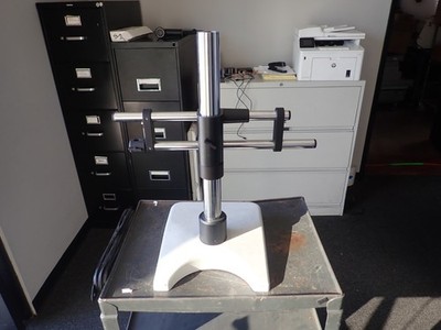 Leica Wild 439097 Swing Arm Microscope Stand Base & Horizontal Arm